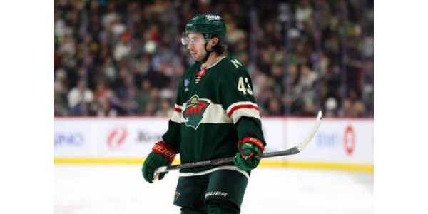 Quinn Hughes a finalement décidé de rester avec le Wild du Minnesota